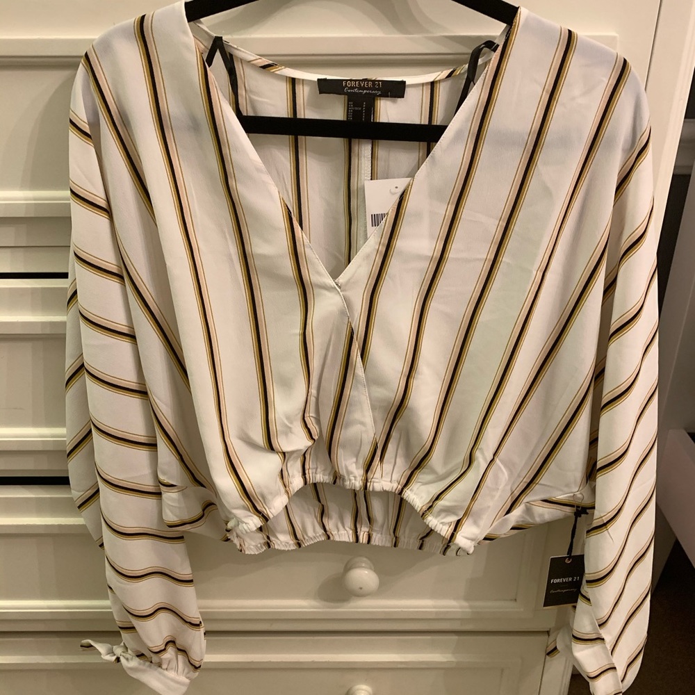 long sleeve stripe top cropped